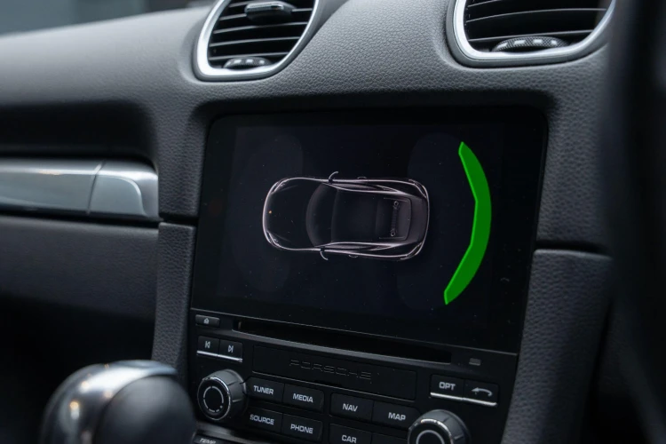 Vehicle Image 10