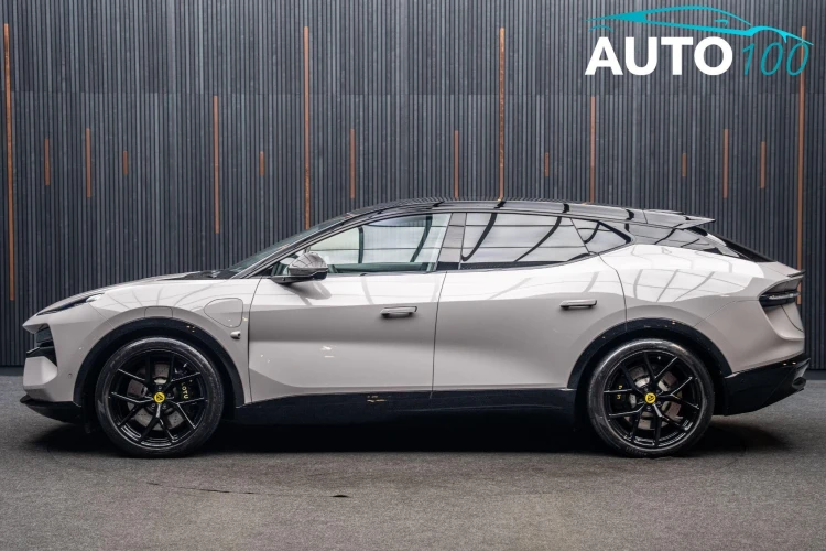 Vehicle Image 15