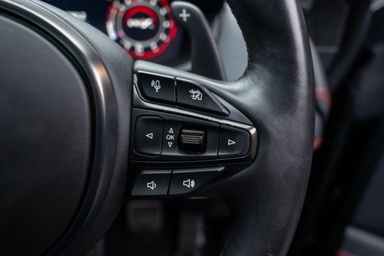 Vehicle Image 34
