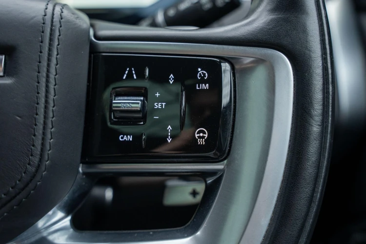 Vehicle Image 37
