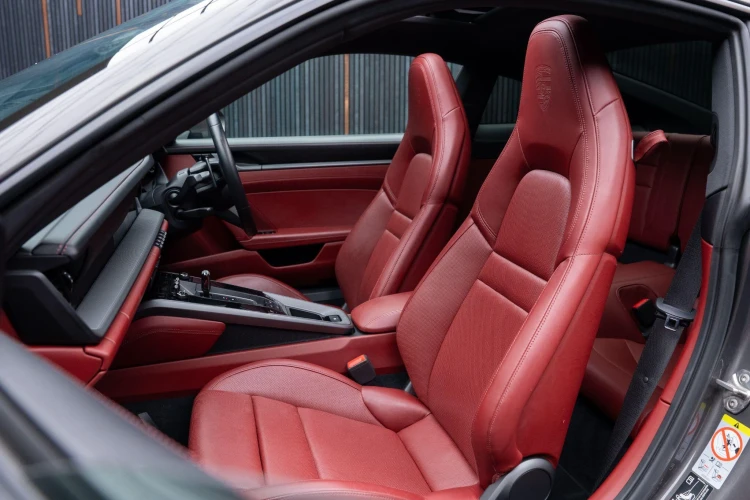 Vehicle Image 40