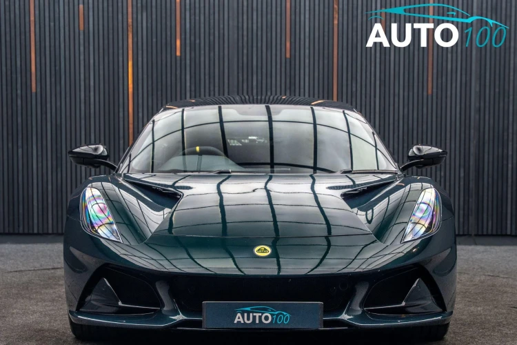 Vehicle Image 9