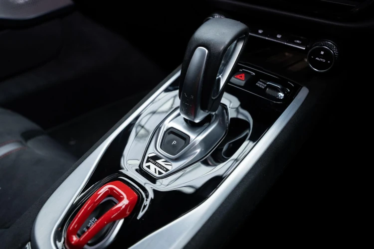 Vehicle Image 35
