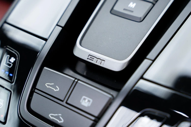 Vehicle Image 30