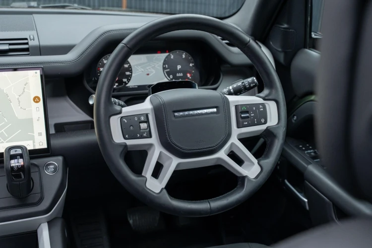 Vehicle Image 37