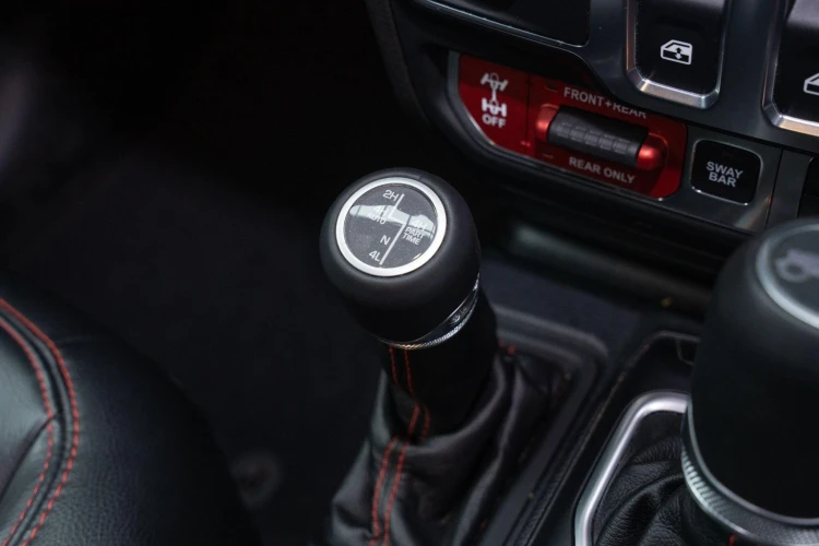 Vehicle Image 28