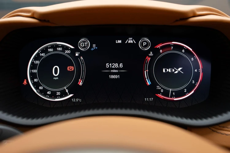 Vehicle Image 32