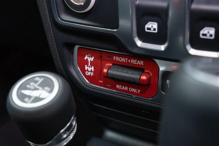 Vehicle Image 10