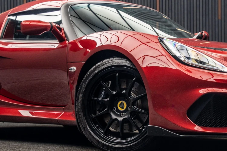 Vehicle Image 7