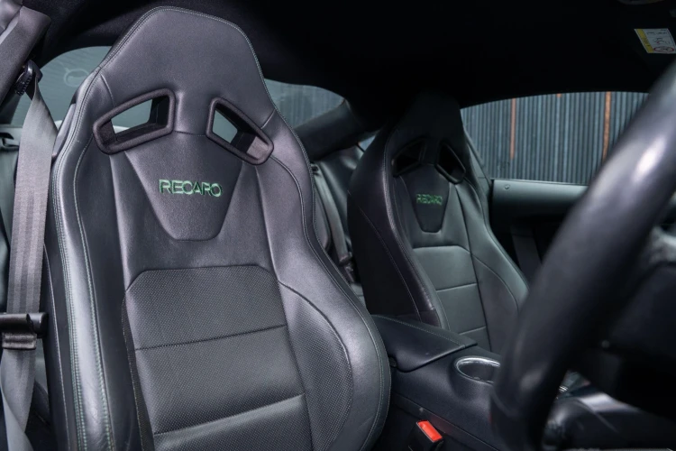 Vehicle Image 12