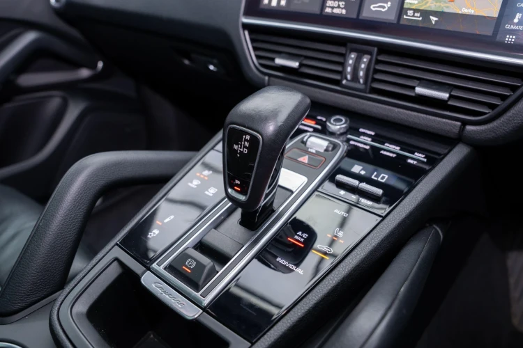 Vehicle Image 37