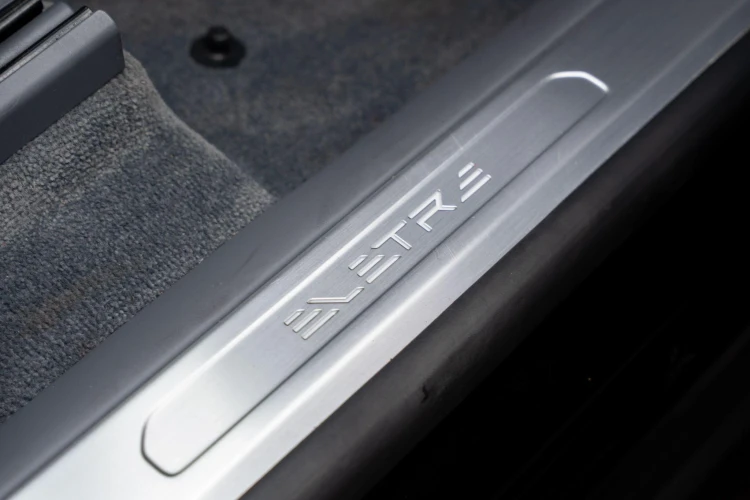 Vehicle Image 35