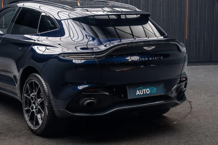 Vehicle Image 15