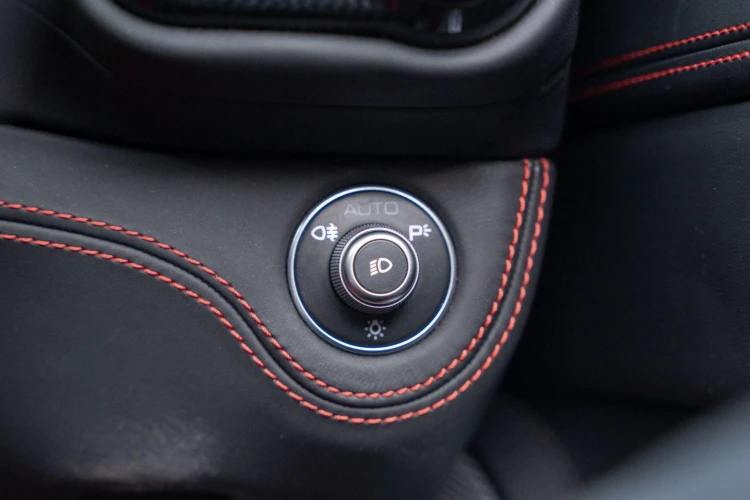 Vehicle Image 42