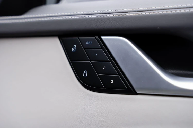 Vehicle Image 39