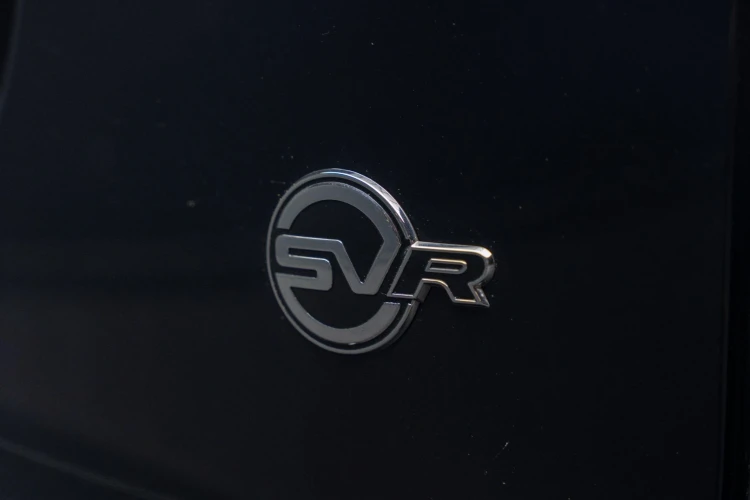 Vehicle Image 25