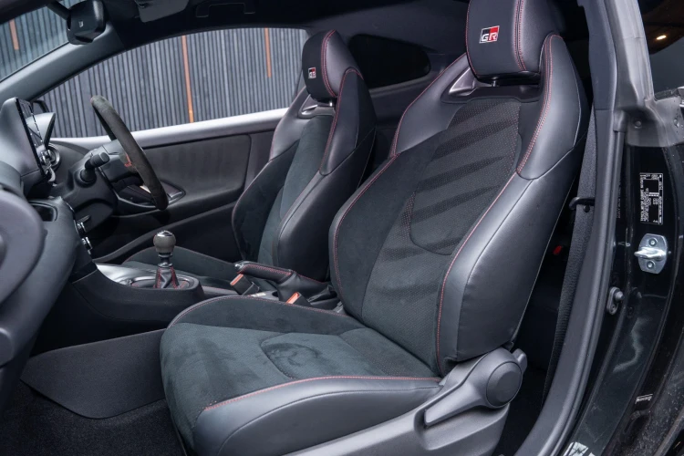 Vehicle Image 50