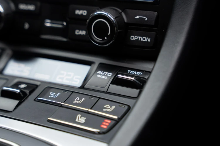 Vehicle Image 20