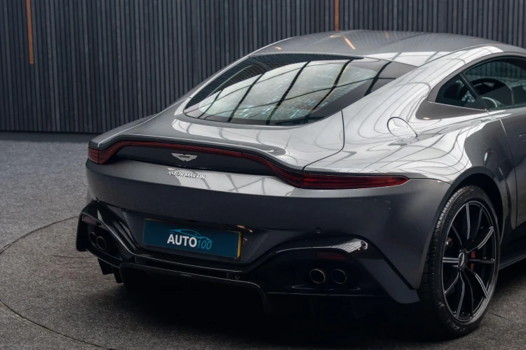 Vehicle Image 21