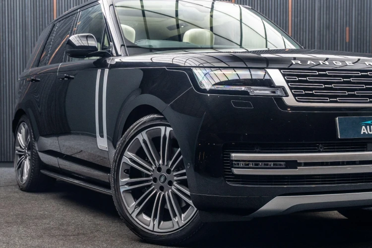 Vehicle Image 7
