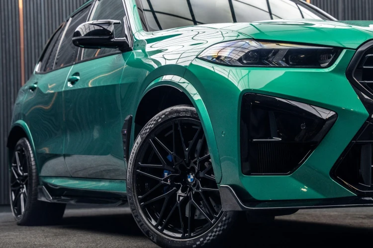 Vehicle Image 7