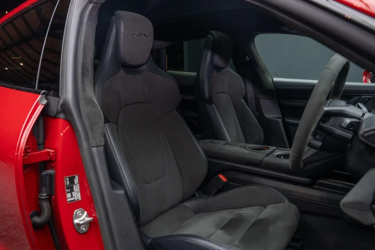 Vehicle Image 39