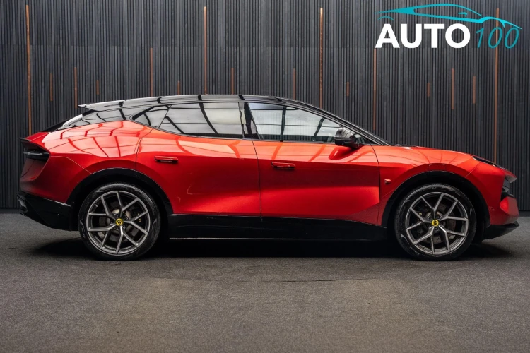 Vehicle Image 11