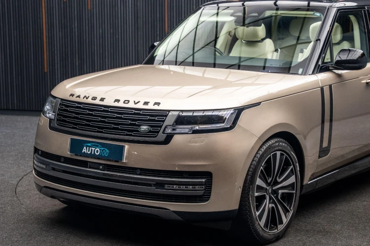 Vehicle Image 9
