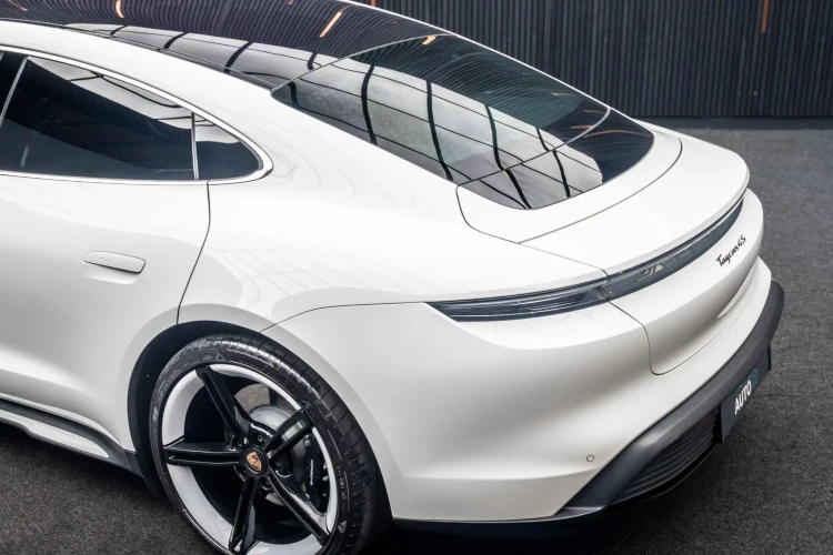 Vehicle Image 50