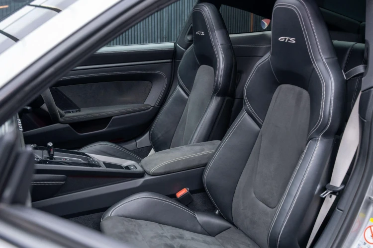 Vehicle Image 50
