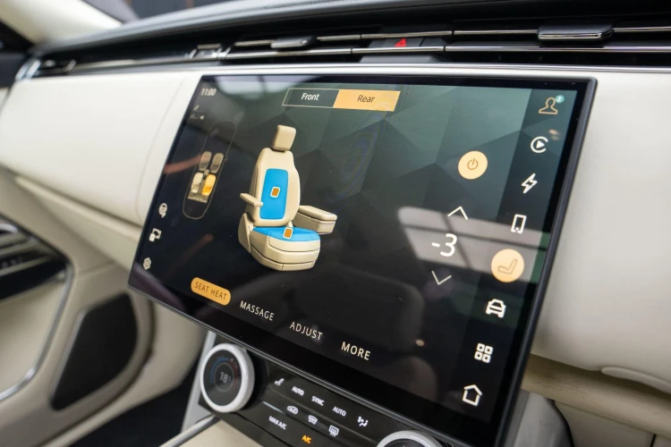 Vehicle Image 24