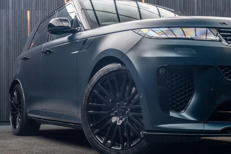 Vehicle Image 6