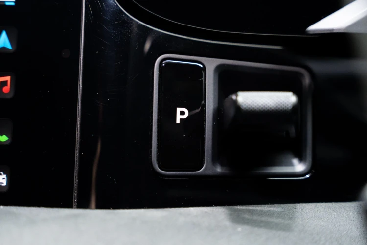 Vehicle Image 35