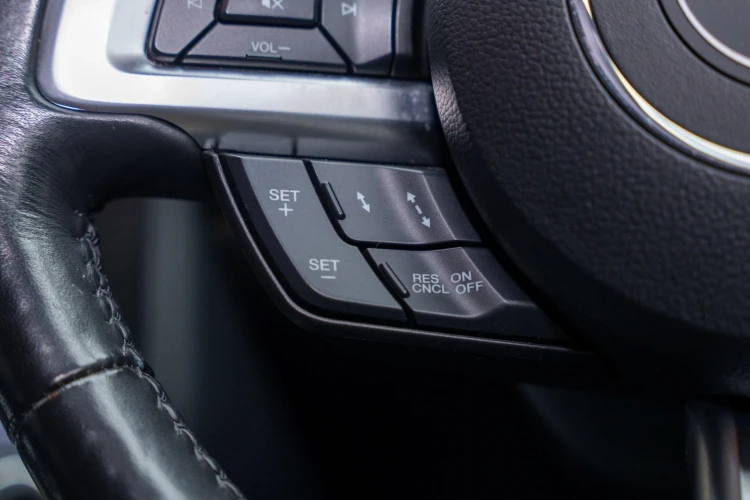 Vehicle Image 24