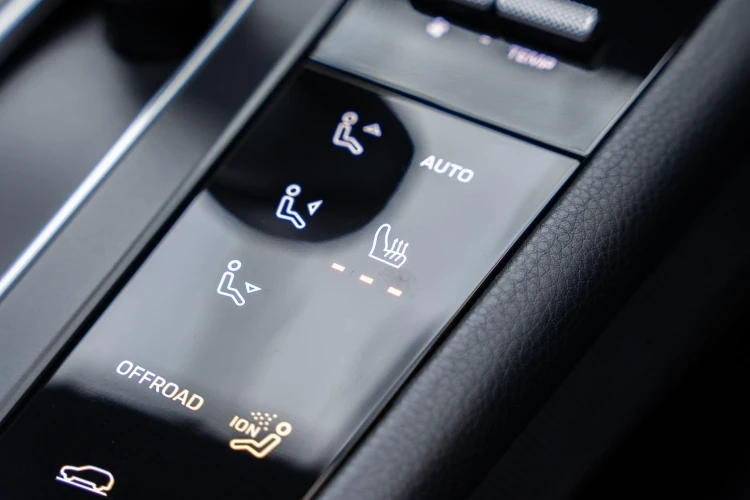 Vehicle Image 20
