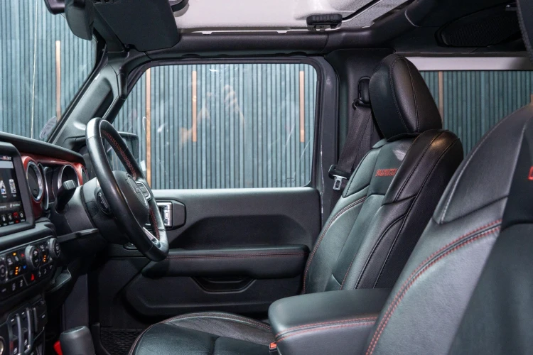 Vehicle Image 39