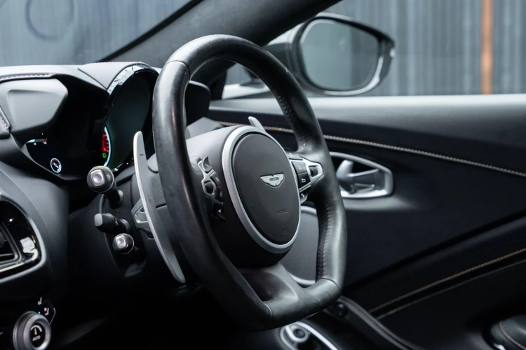 Vehicle Image 40