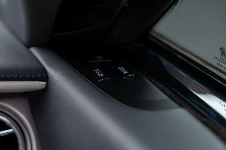 Vehicle Image 39
