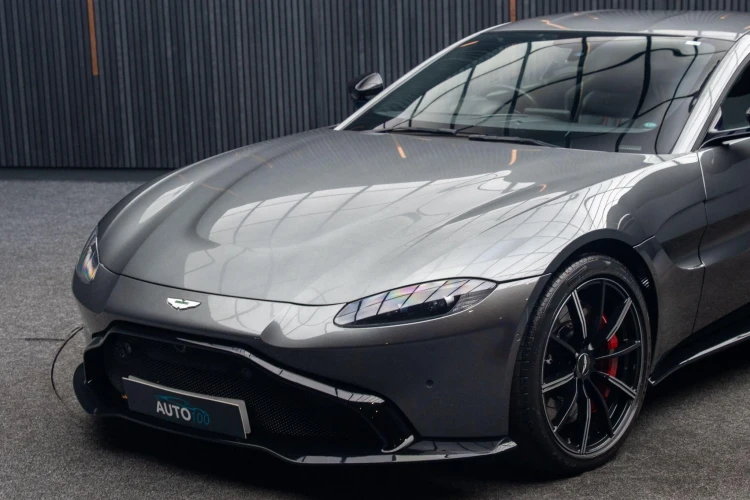 Vehicle Image 11