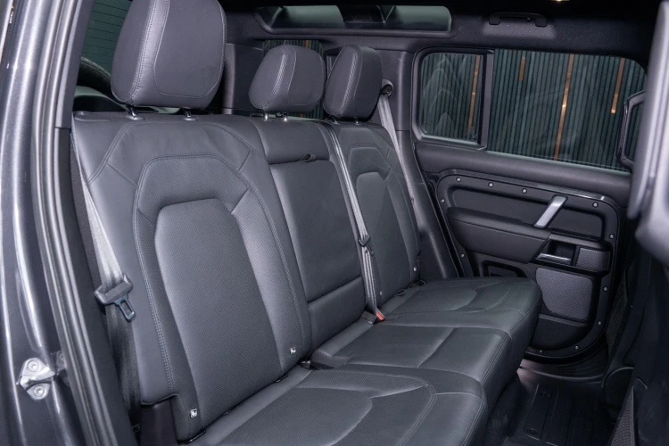 Vehicle Image 14