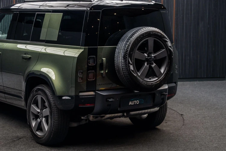 Vehicle Image 19