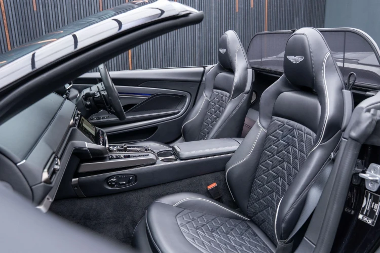 Vehicle Image 40