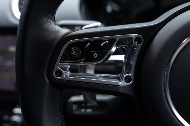 Vehicle Image 31