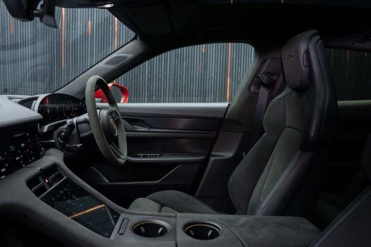 Vehicle Image 48