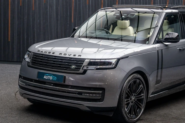 Vehicle Image 5