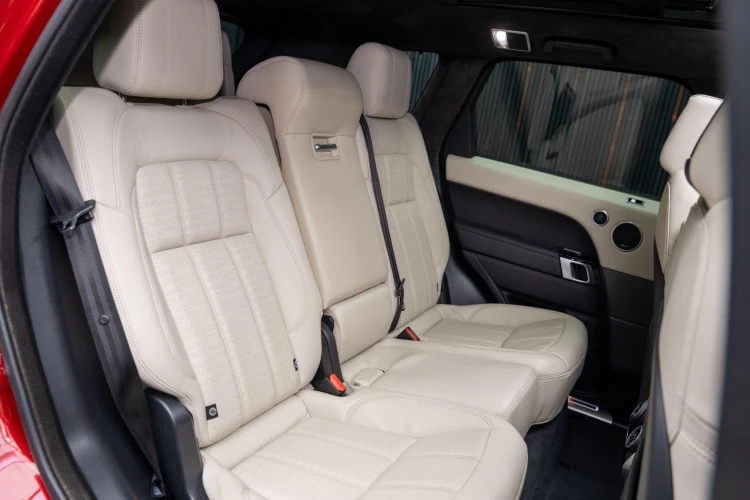 Vehicle Image 14