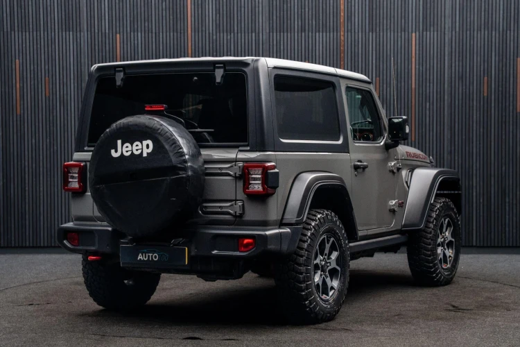 Vehicle Image 19