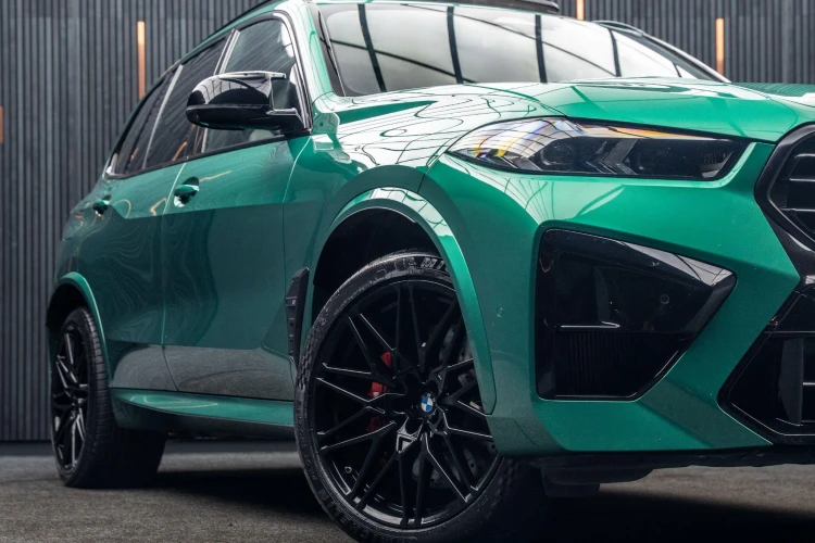 Vehicle Image 7