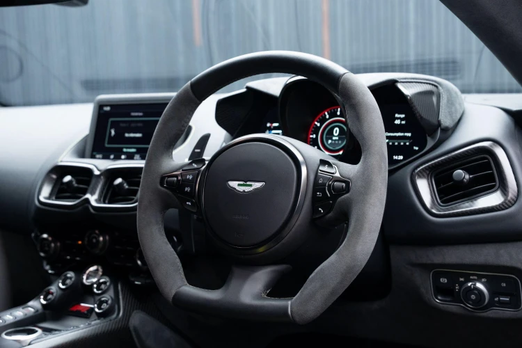 Vehicle Image 38