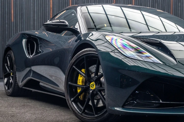 Vehicle Image 7